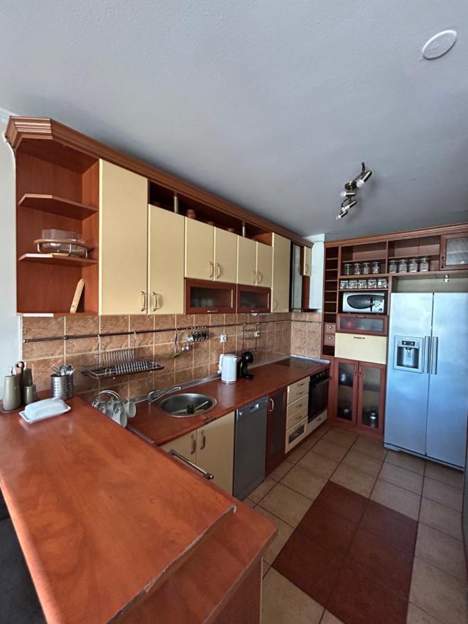 Baroque-style Apartment *